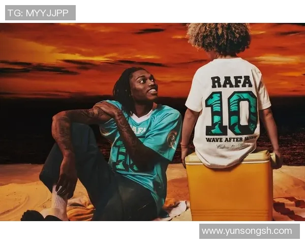 足球明星佩戴项链的最佳选择与时尚搭配建议分享